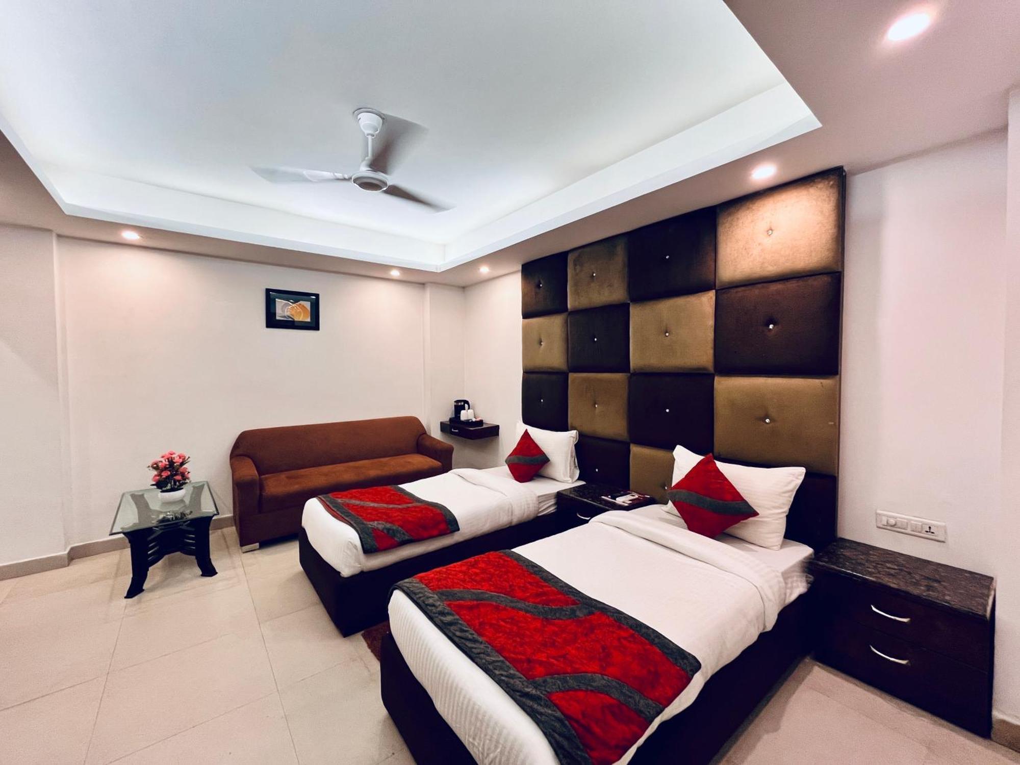 Hotel The Gold Inn - Karol Bagh Delhi Exterior foto