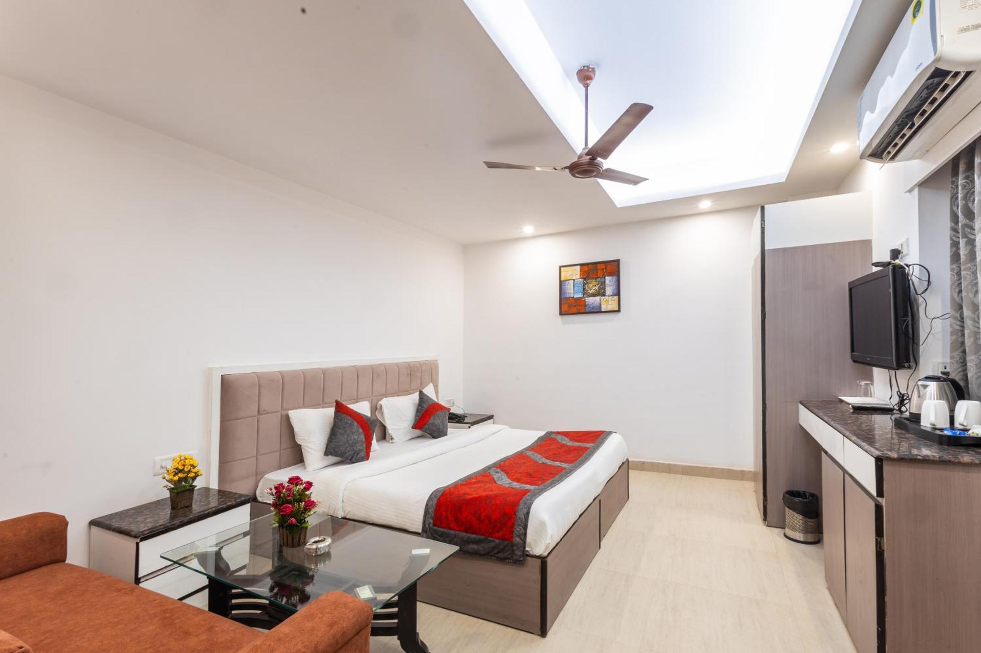 Hotel The Gold Inn - Karol Bagh Delhi Exterior foto
