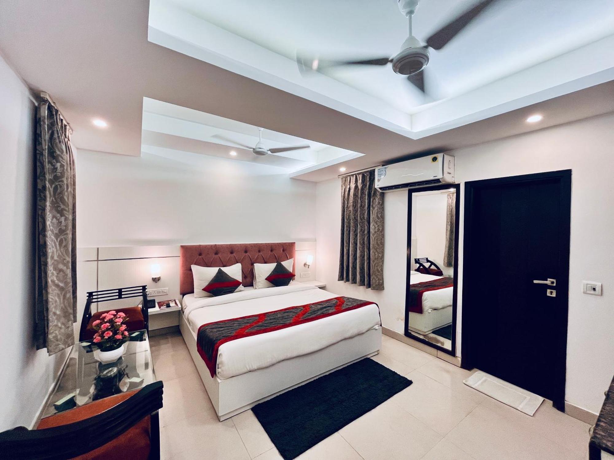 Hotel The Gold Inn - Karol Bagh Delhi Exterior foto