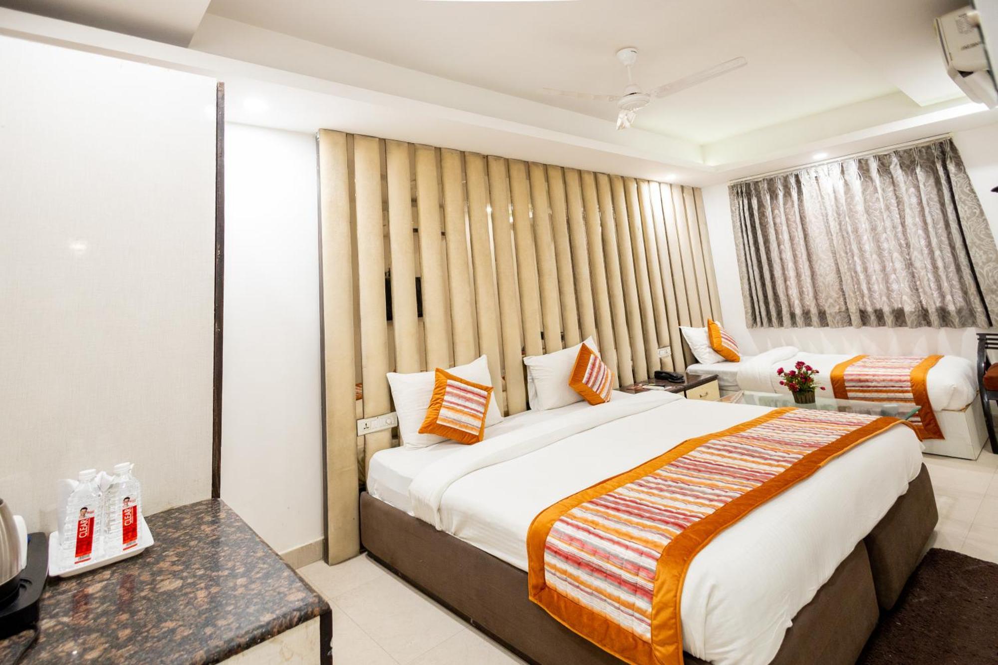 Hotel The Gold Inn - Karol Bagh Delhi Exterior foto